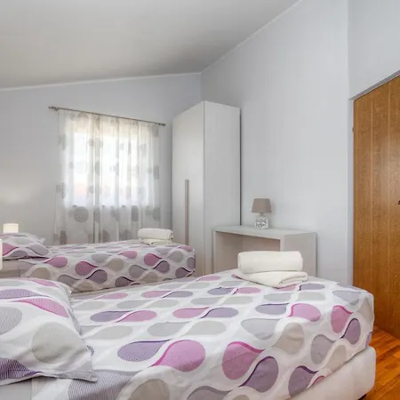 Diconi Apartment *