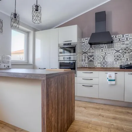 Diconi Apartment *