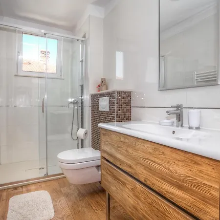 Diconi Apartment *